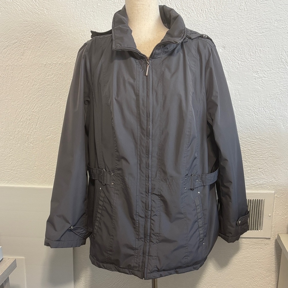 Women's Lightweight Utility Style Jacket with Hood